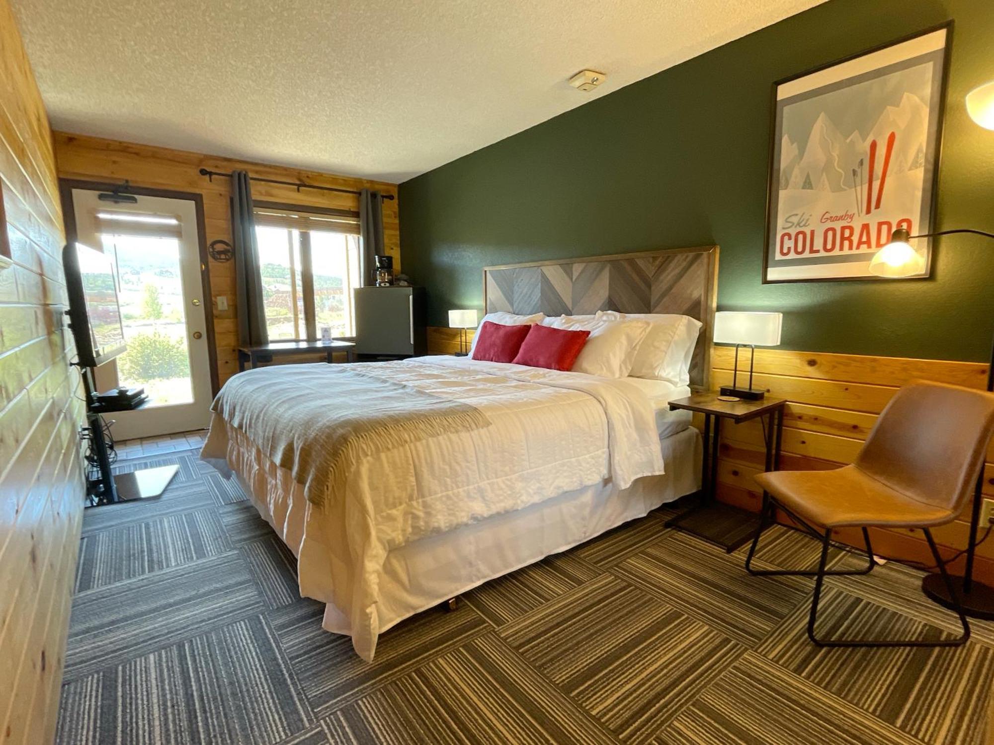 Relax, Adventure, Views, Amenities+Memories Apartment Granby Exterior photo